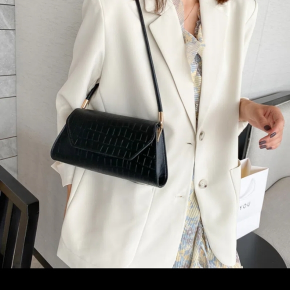 Fashion crocodile embossed PU simple solid color shoulder bag - Picture 7 of 10